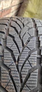 Winterbanden op velg Volvo V70 - Goed profiel!, Auto-onderdelen, Banden en Velgen, Ophalen, Gebruikt, 16 inch, Banden en Velgen