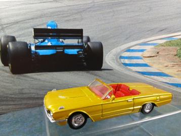 newray 1/43  ford thunderbird beschikbaar voor biedingen