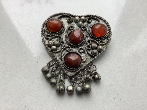 Oude broche met edelstenen zilver ? Tin? Vintage, Sieraden, Tassen en Uiterlijk, Broches, Ophalen of Verzenden