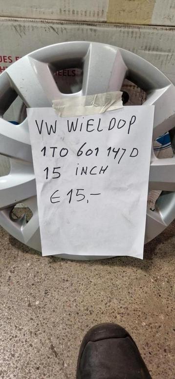 15 inch VW wieldop 1t0 601 147D beschikbaar voor biedingen