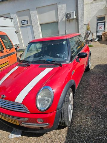 Mini 1.6 16V ONE 2003 Rood beschikbaar voor biedingen