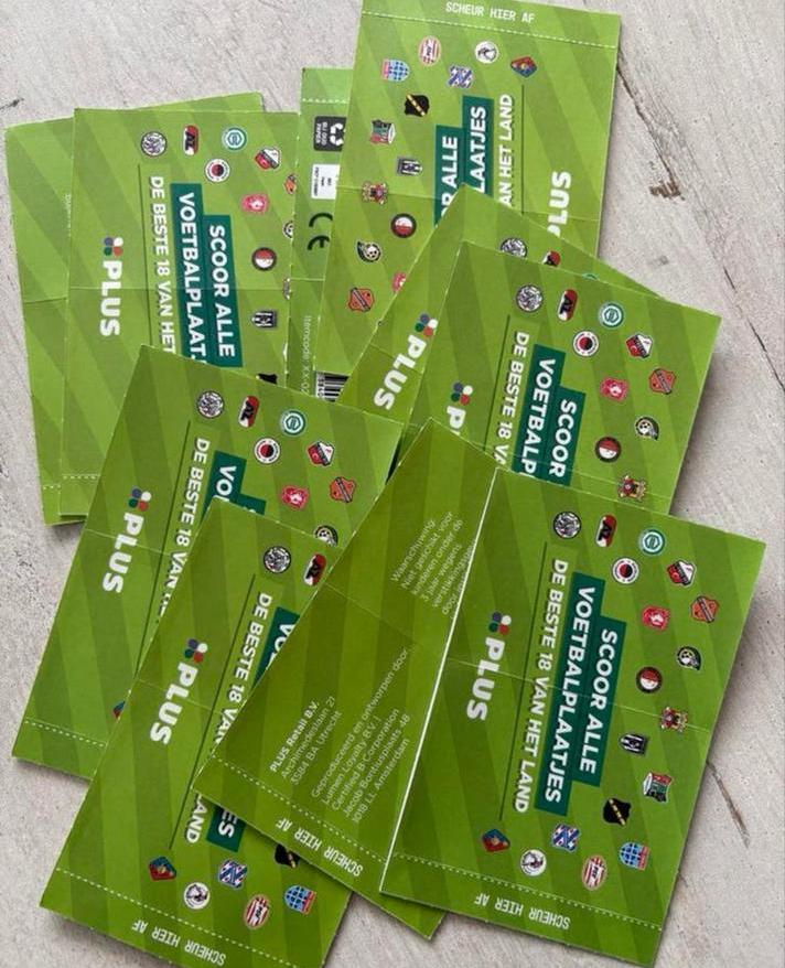 Plus voetbalplaatjes - 20 stuks, Verzamelen, Supermarktacties, Plus, Ophalen of Verzenden