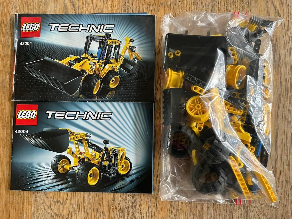 Lego Technic 42004 Mini Loader, Ophalen of Verzenden, Zo goed als nieuw, Complete set, Lego