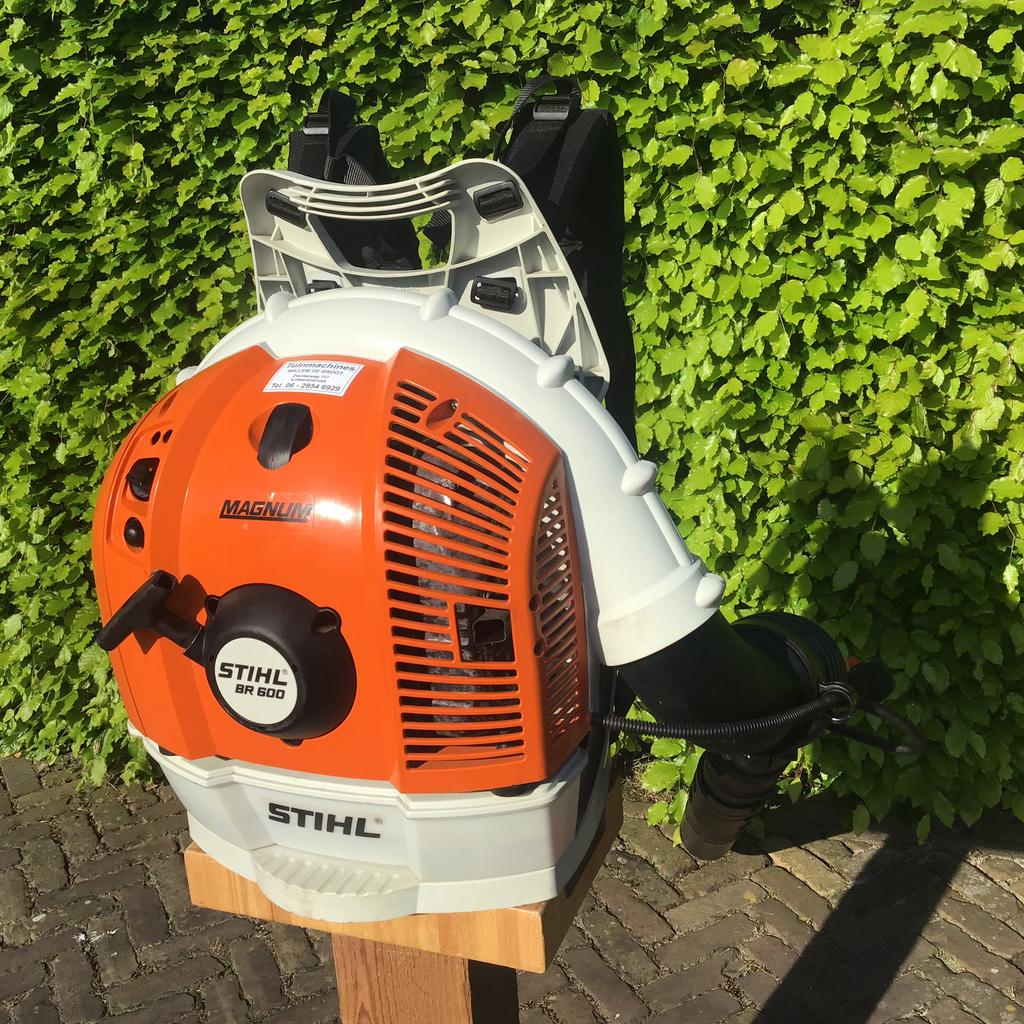 STIHL BR600 BLADBLAZER ZEER NETTE MACHINE, Tuin en Terras, Bladblazers, Ophalen of Verzenden, Gebruikt, Benzine, Ruggedragen