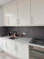 Gratis keuken incl. apparatuur (oven+gaskookplaat), Huis en Inrichting, Keuken | Complete keukens, Ophalen, Zo goed als nieuw