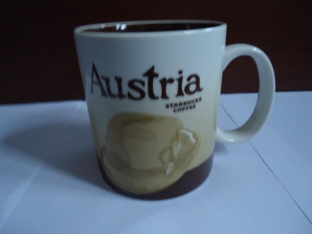 Starbucks mok Austria, Oostenrijk, 2010, Ophalen of Verzenden, Zo goed als nieuw, Gebruiksvoorwerp
