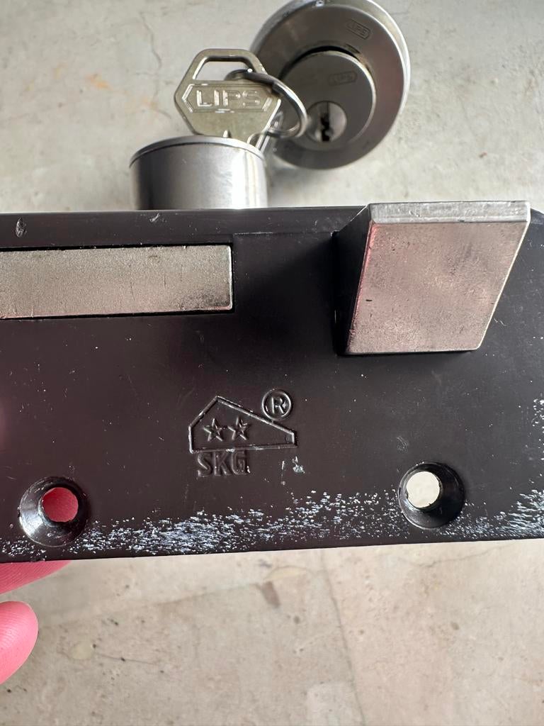 Lips SKG** oplegslot met cilinder en sleutels, Ophalen, Gebruikt, IJzer, Slot