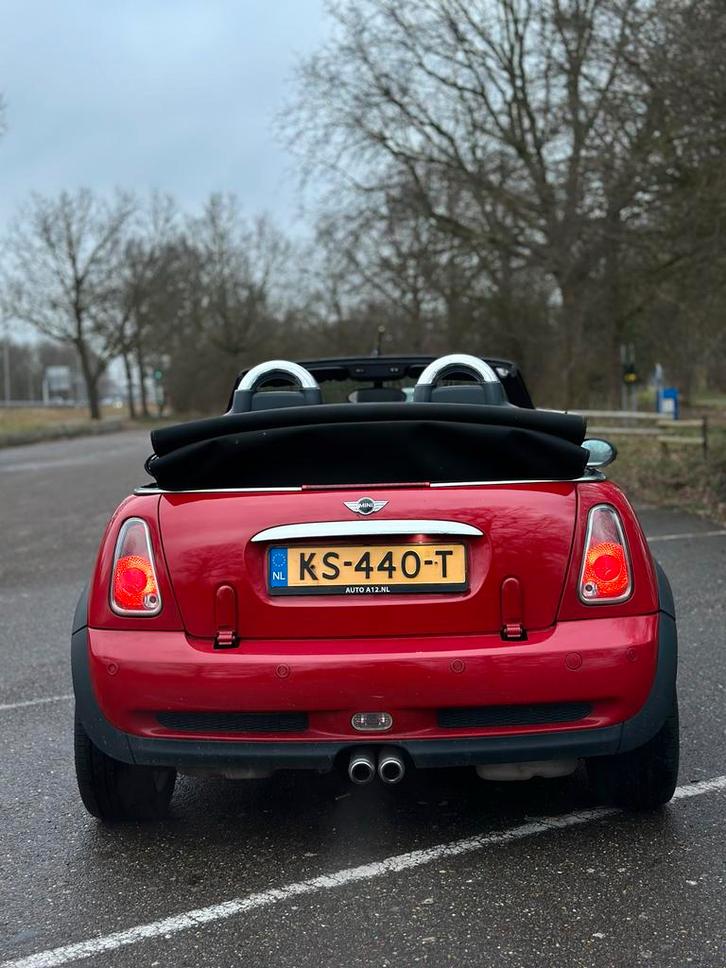 Mini 1.6 16V ONE Cabrio 2004 Rood, Auto's, Mini, Particulier, Cooper S, Benzine, E, Cabriolet, Handgeschakeld, Geïmporteerd, Rood