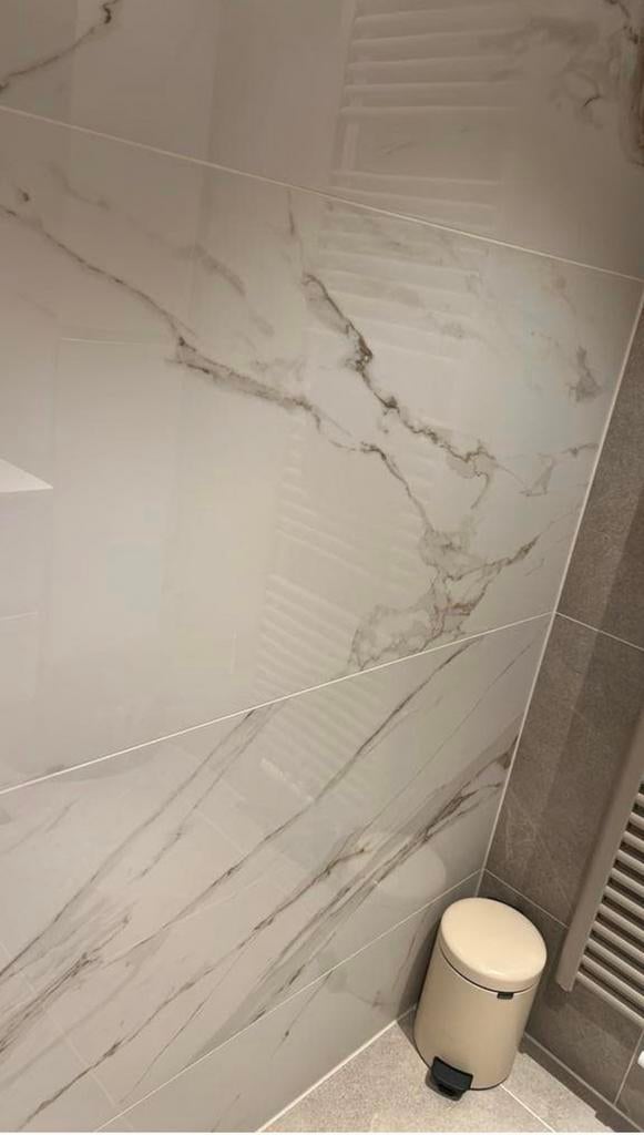 Prachtige marmere badkamer tegels, Ophalen, Nieuw, 10 m² of meer, Marmer