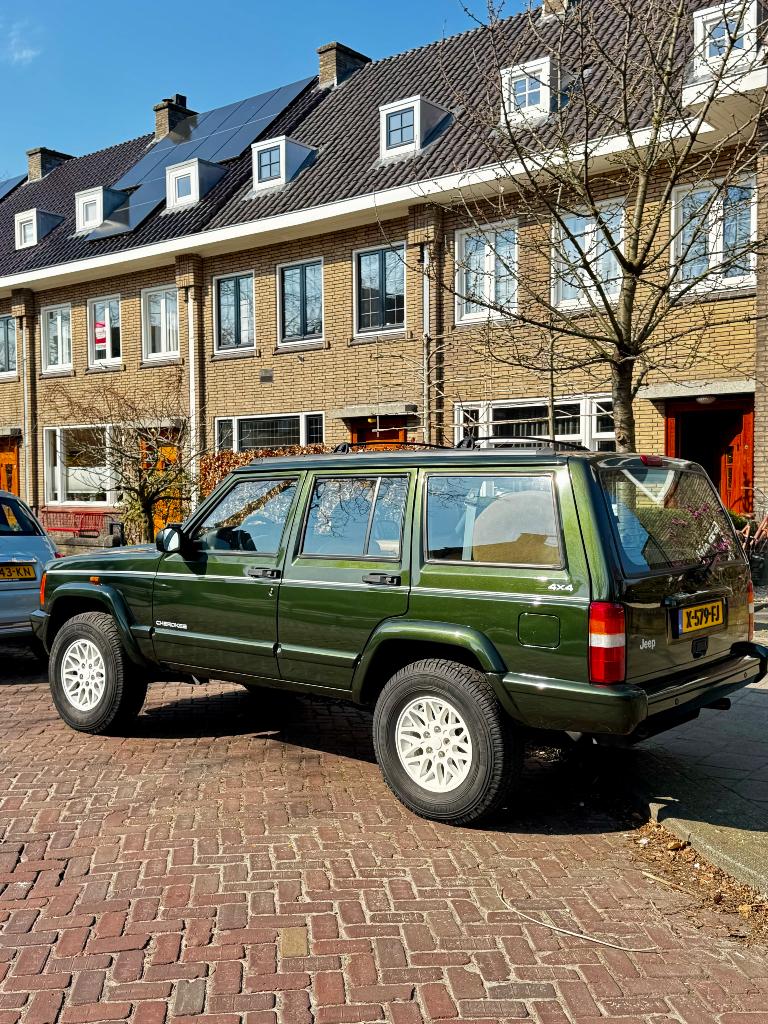 Jeep Cherokee XJ 118.000km!, Automaat, 138 €/maand, Leder, Vierwielaandrijving