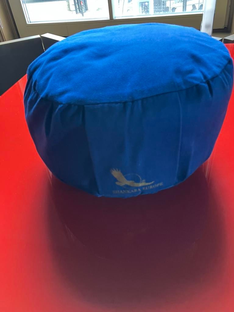 Meditatiekussen met wasbare hoes en opbergvakje, Sport en Fitness, Yoga en Pilates, Ophalen of Verzenden, Zo goed als nieuw, Yoga-accessoire