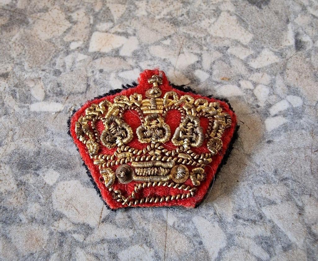 Geborduurd embleem adelborsten koninklijke marine, Verzamelen, Militaria | Algemeen, Ophalen of Verzenden, Marine, Nederland, Embleem of Badge