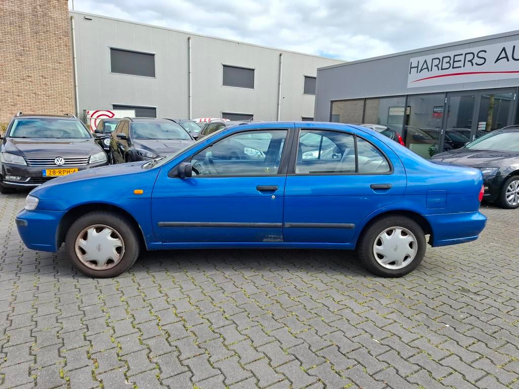Nissan Almera 1.4 SEDAN Pulsar Comfort AIRCO, Auto's, Nissan, 450 kg, Gebruikt, Beige, 4 cilinders