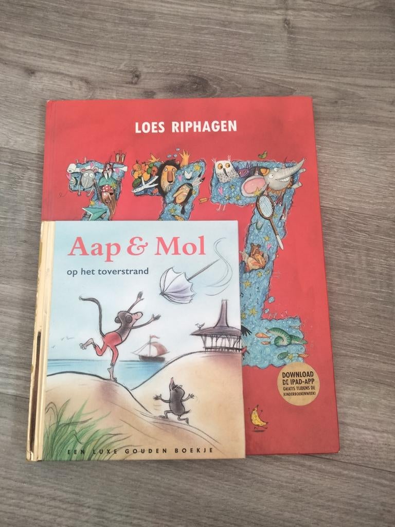 2 kinderboeken: Aap & Mol en Loes Riphagen boek, Boeken, Ophalen