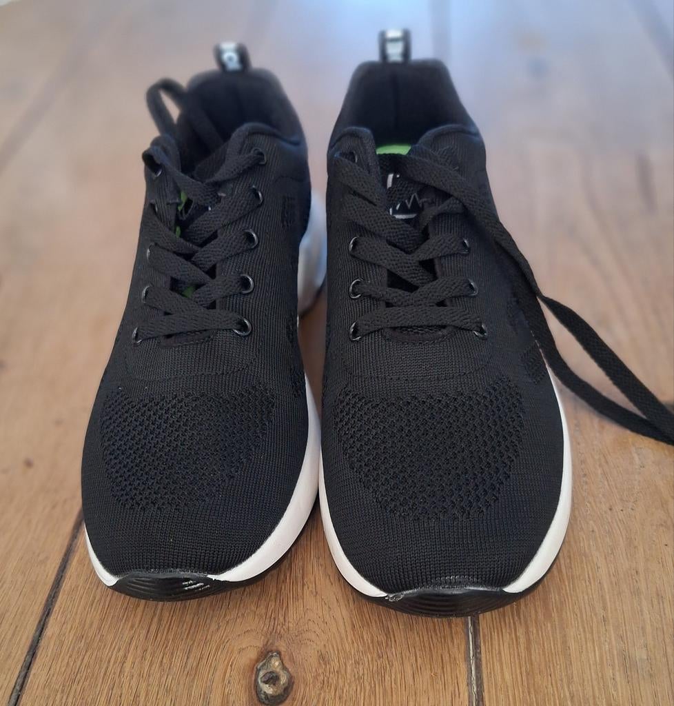 Sneakers, Kleding | Dames, Ophalen of Verzenden, Zo goed als nieuw, Sneakers of Gympen