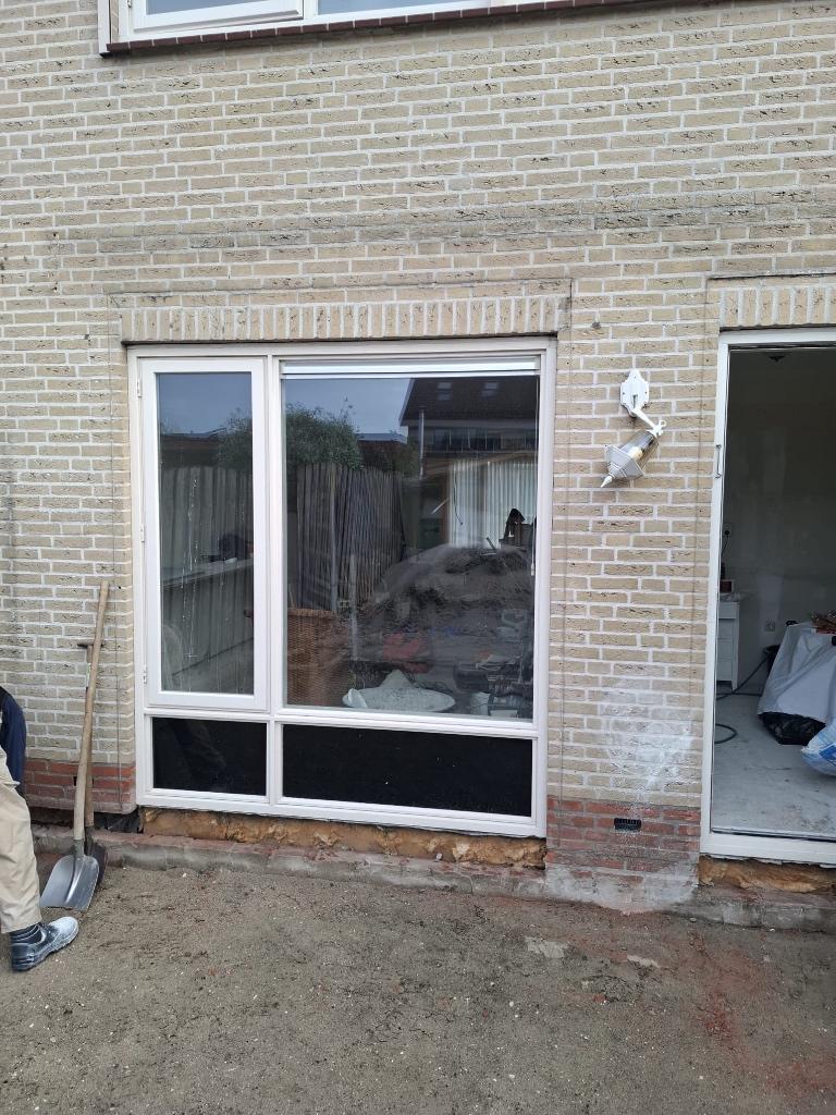 Raam kozijn, Doe-het-zelf en Verbouw, Kozijnen en Schuifpuien, Ophalen, Raamkozijn, Zo goed als nieuw, 150 tot 225 cm