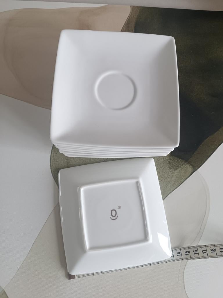 10 Yong Squito schoteltjes (zonder kopjes), Huis en Inrichting, Keuken | Servies, Ophalen of Verzenden, Zo goed als nieuw, Effen