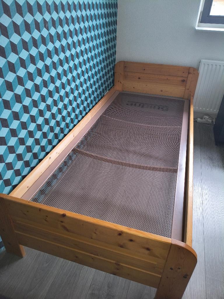 1-persoons bed, Huis en Inrichting, Slaapkamer | Bedden, Ophalen, Gebruikt, 90 cm, 210 cm