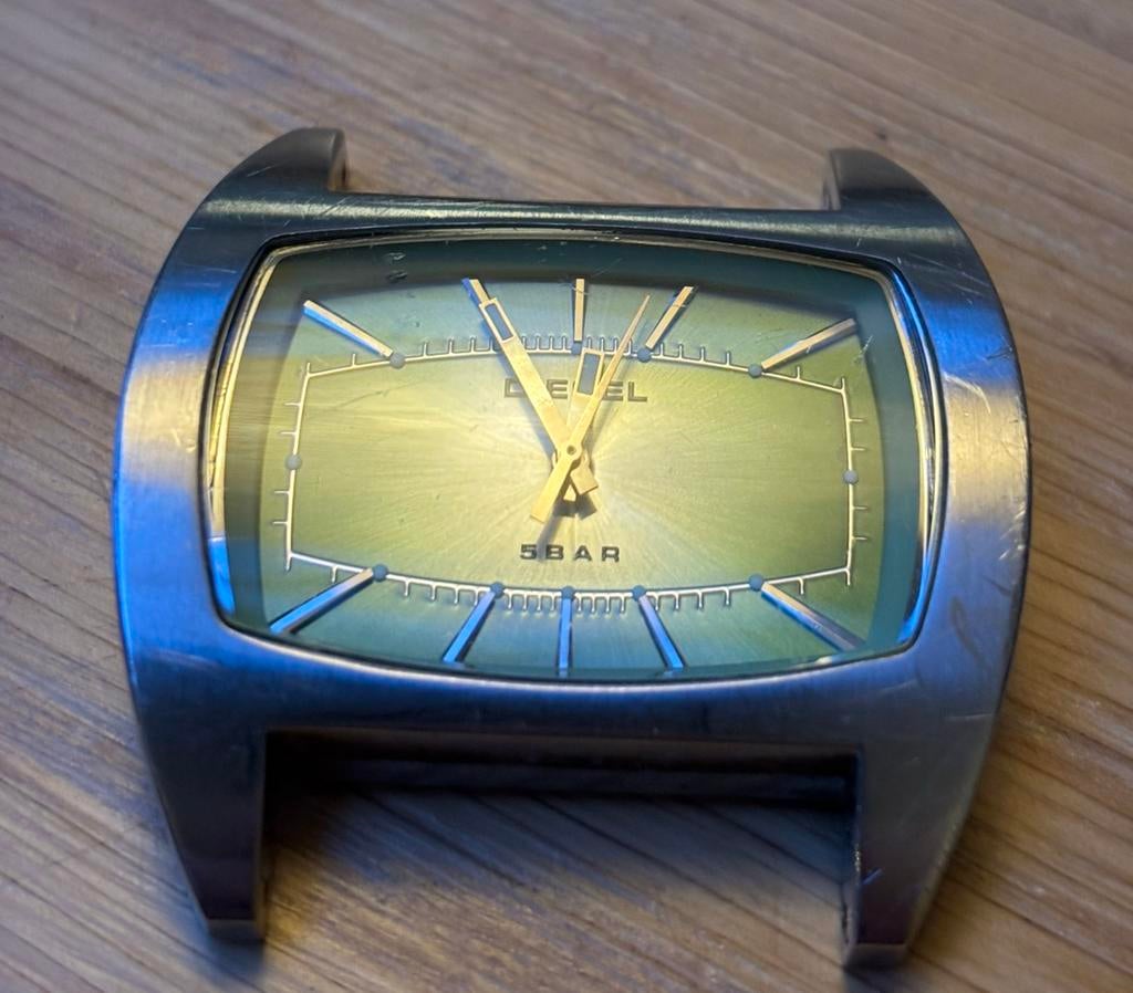 Horloge vintage Diesel DZ2064, Overige merken, Staal, Polshorloge, 1960 of later