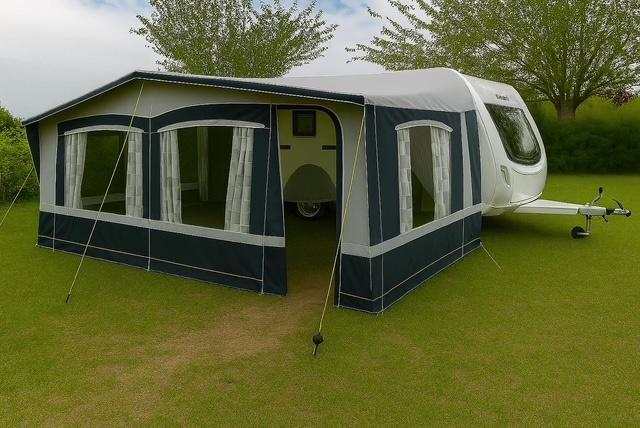 Voortent plus Erker, Caravans en Kamperen, Voortenten en Luifels, Zo goed als nieuw, Overige merken, Ophalen