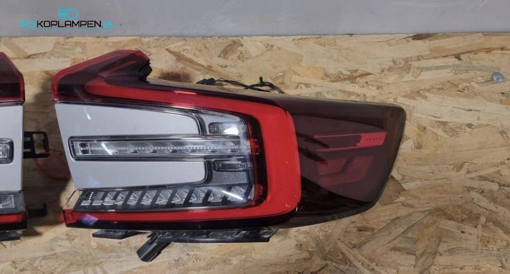 Volvo C40 Achterlicht links rechts, Gebruikt, -, -, Ophalen of Verzenden