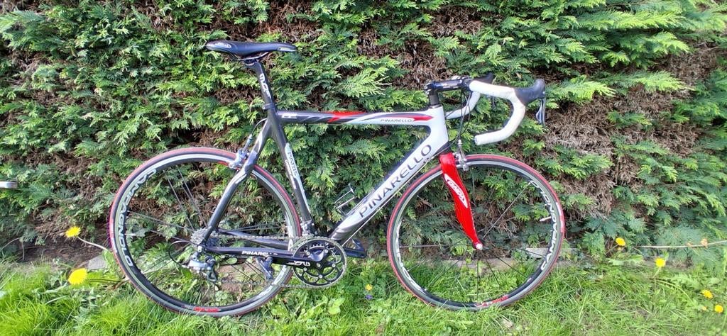 Pinarello Paris Carbon racefiets - Zo goed als nieuw, Fietsen en Brommers, Fietsen | Racefietsen, Overige merken, Carbon, Ophalen of Verzenden