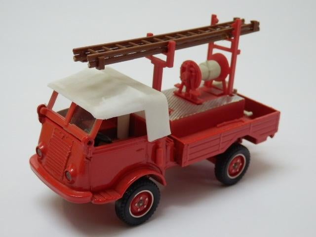 Renault Galion 4x4 (brandweer), Ophalen of Verzenden, Gebruikt, Bus of Vrachtwagen, Overige merken
