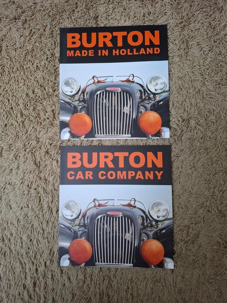 2x autofolder Burton, Verzenden, Zo goed als nieuw, Overige merken