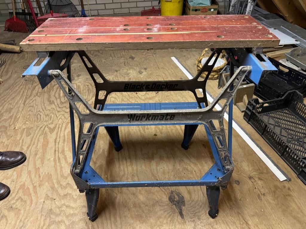 Black & Decker Workmate – robuuste inklapbare werkbank, Doe-het-zelf en Verbouw, Werkbanken, Ophalen, Gebruikt, Inklapbaar