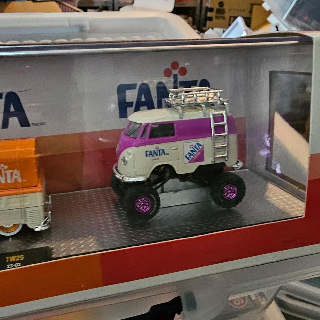 Fanta VW Busjes Set - M2 Machines, Nieuw, Long Beach, CA, USA, M2 Machines, Info@m2machines.com
