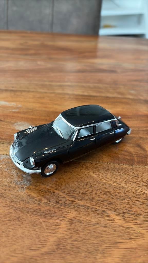 Citroen DS19 1/43, Ophalen of Verzenden, Zo goed als nieuw, Auto, Overige merken