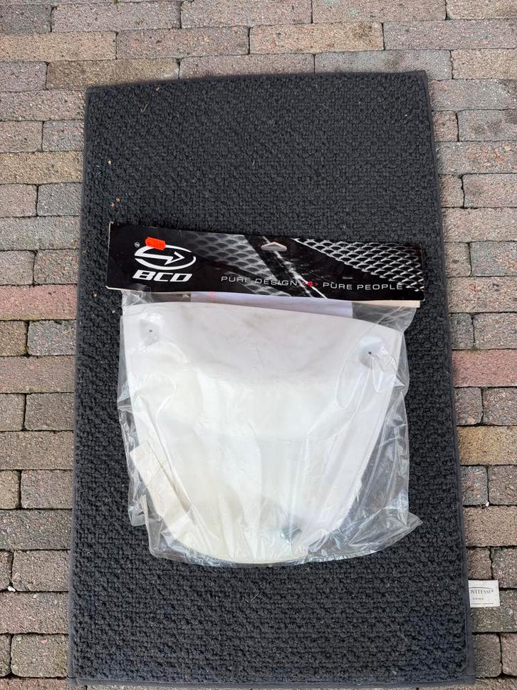 BCD Underseat Peugeot Speedfight 2 NOS, Fietsen en Brommers, Brommeronderdelen | Scooters, Nieuw, Peugeot, Kap, Ophalen of Verzenden