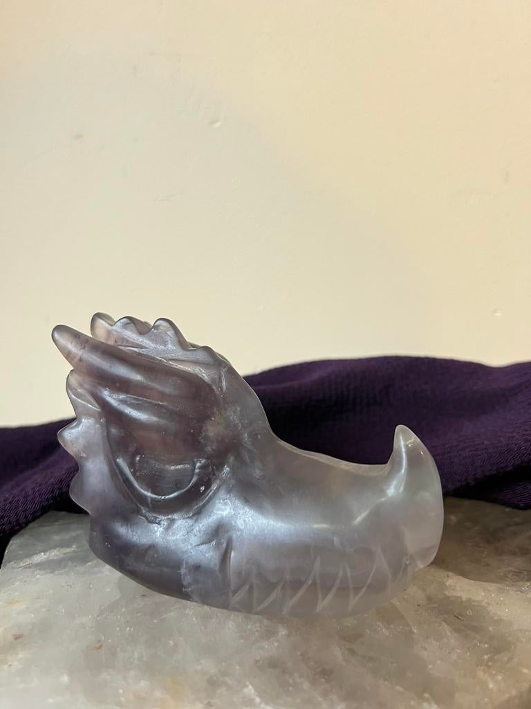 Draak schedel fluoriet 493 gram power hoge trilling SALE, Ophalen of Verzenden, Nieuw