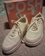 Nieuwe Posh sneakers - Maat 41, Beige, Nieuw, Ophalen of Verzenden, Sneakers of Gympen