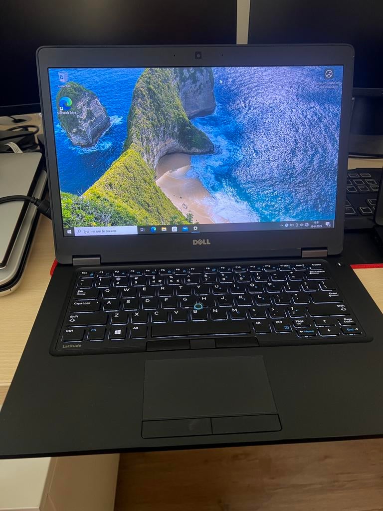Dell Latitude 5480 met adapter, Computers en Software, Windows Laptops, Ophalen of Verzenden, Zo goed als nieuw, 14 inch, 2 tot 3 Ghz