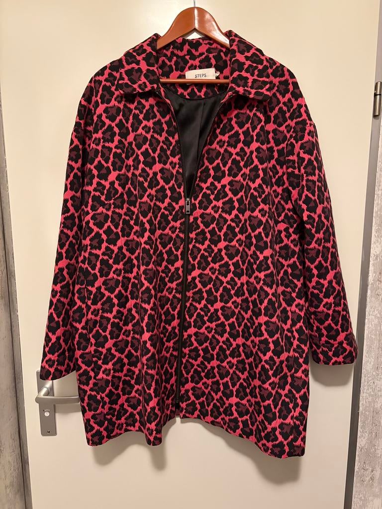 Voorjaarsjas roze panterprint maat 46., Kleding | Dames, Grote Maten, Ophalen of Verzenden, Zo goed als nieuw, Roze