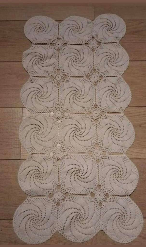 Antiek gehaakt kleedje, Antiek en Kunst, Ophalen of Verzenden