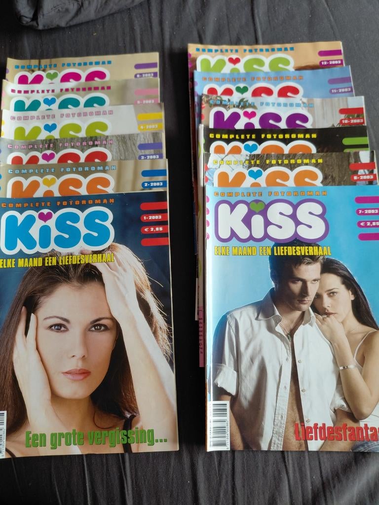 Kiss Complete Fotoroman - Liefdesverhalen (2003), Ophalen of Verzenden, 1980 tot heden