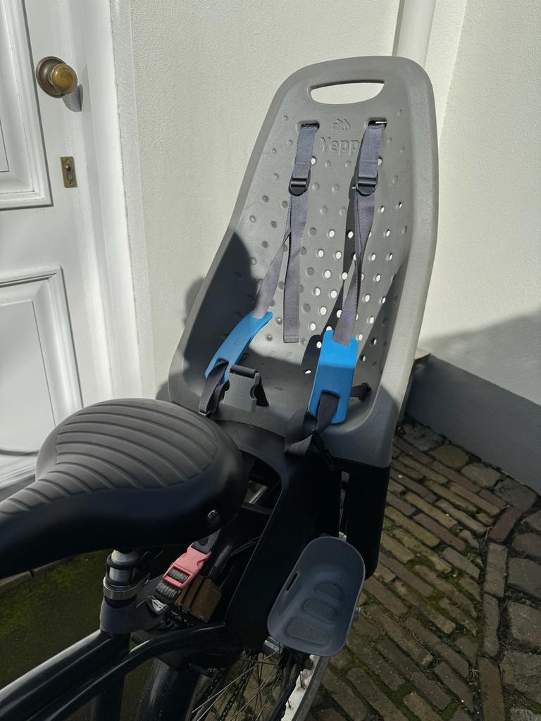 Yepp fietsstoeltje, Fietsen en Brommers, Fietsaccessoires | Fietsstoeltjes, Achterzitje, Ophalen of Verzenden, 9 t/m 36 kg, Gebruikt