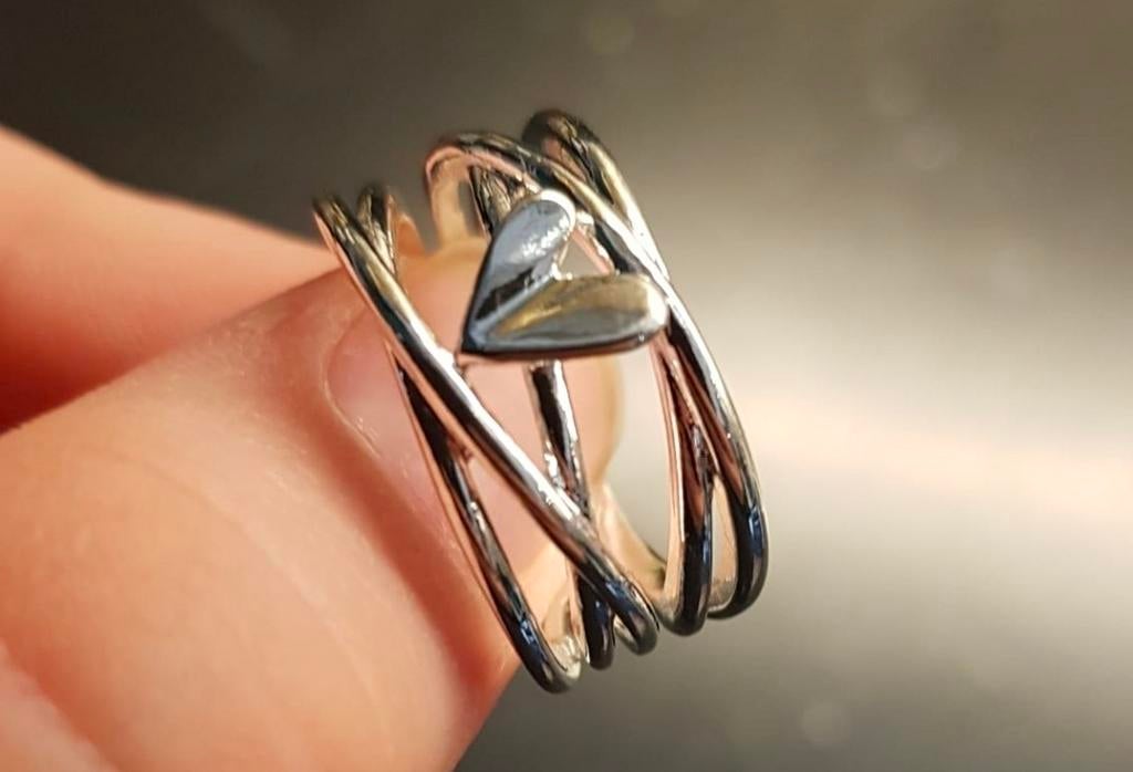 Nieuwe Zilveren Dames Ring Maat 18 met Hartje, 18 tot 19, Nieuw, Ophalen of Verzenden, Dame