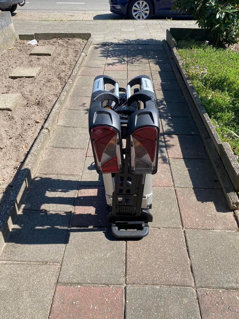 Spinder X plorer + fietsendrager voor 2-fietsen, Ophalen, Gebruikt, Trekhaakdrager