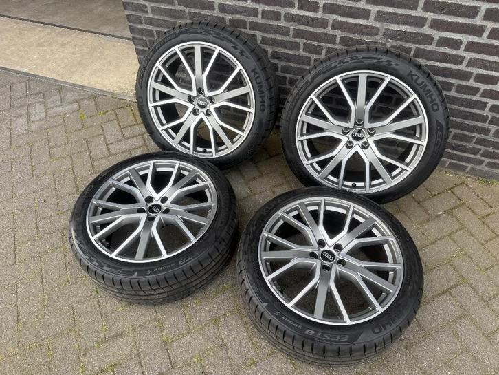 Originele Audi A6 velgen met nieuwe banden zo goed als nieuw, Auto-onderdelen, Banden en Velgen, Velg(en), Zomerbanden, 20 inch