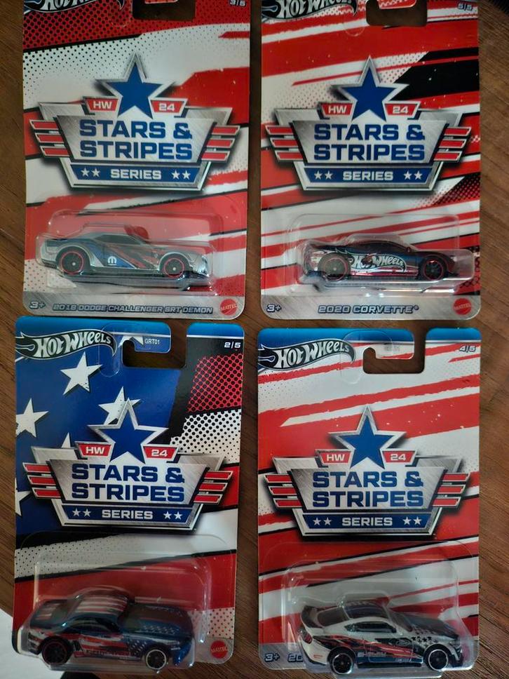 Hot Wheels Stars & Stripes Serie (4 stuks), Hobby en Vrije tijd, Modelbouw | Auto's en Voertuigen, Nieuw, Auto, Ophalen of Verzenden