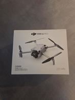 DJI Mini 4 Pro Fly More Combo - Zo goed als nieuw!, 30 tot 45 minuten, Cameradrone, Obstakel-ontwijking, Ophalen of Verzenden