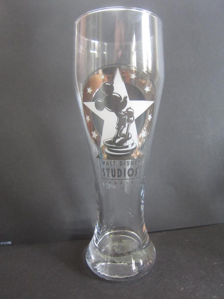 bierglas witbier Walt Disney STUDIO Parijs, Ophalen of Verzenden, Zo goed als nieuw, Bierglas