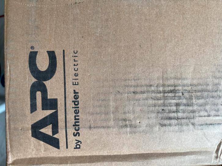 APC Smart-UPS SMT750RMI2U 750VA 230V UPS, Computers en Software, Noodvoedingen (UPS), Nieuw, Ophalen of Verzenden