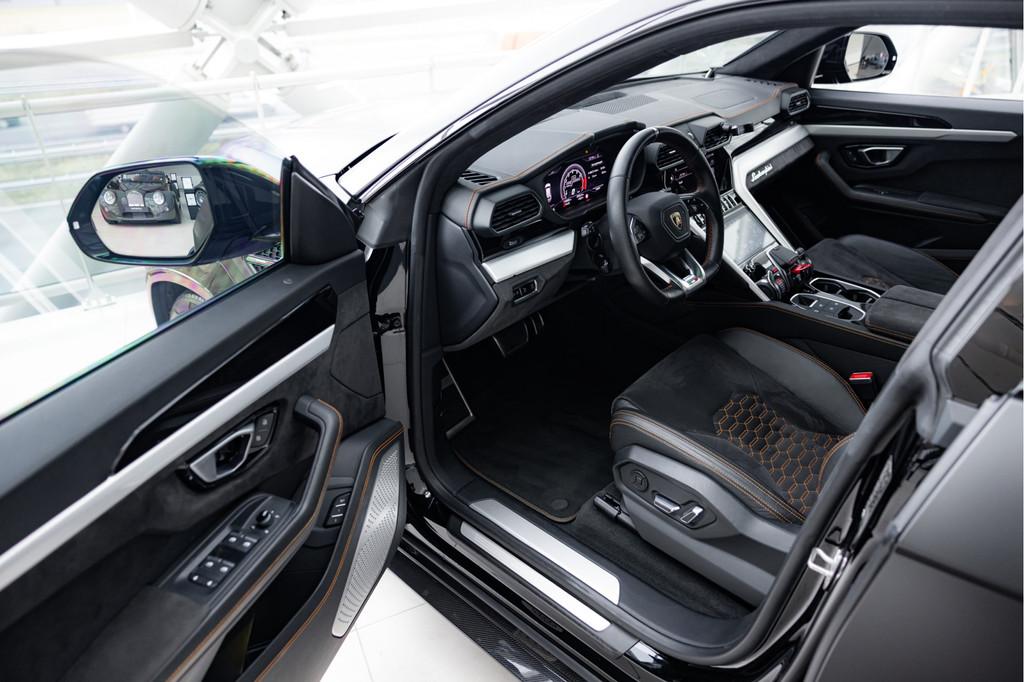Lamborghini Urus 4.0 V8 | Urban Bodykit | Pano | 24 Inch | B, Auto's, Lamborghini, Automaat, Urus, Gebruikt, Zwart
