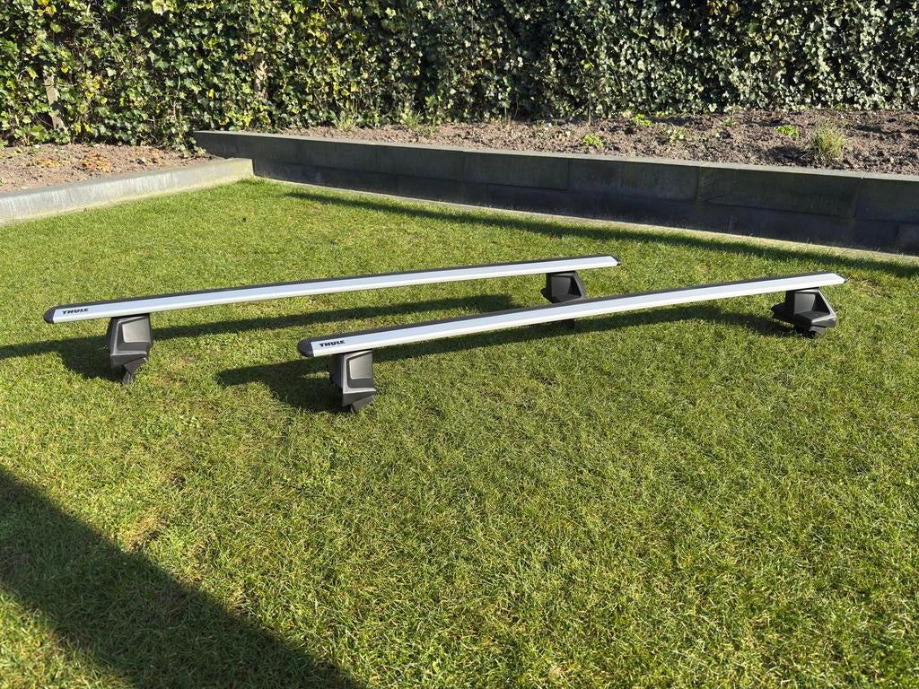 Thule Wingbar EVO met Thule Evoclamp 7105. 140cm., Ophalen, Zo goed als nieuw