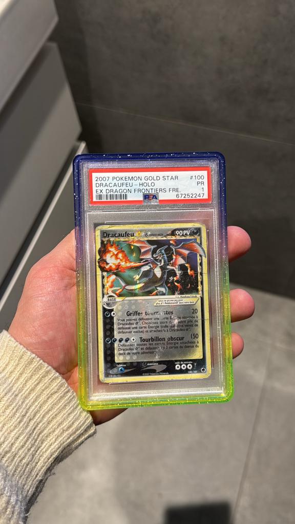 Charizard goldstar 100/101 FR, Hobby en Vrije tijd, Verzamelkaartspellen | Pokémon, Ophalen of Verzenden, Zo goed als nieuw
