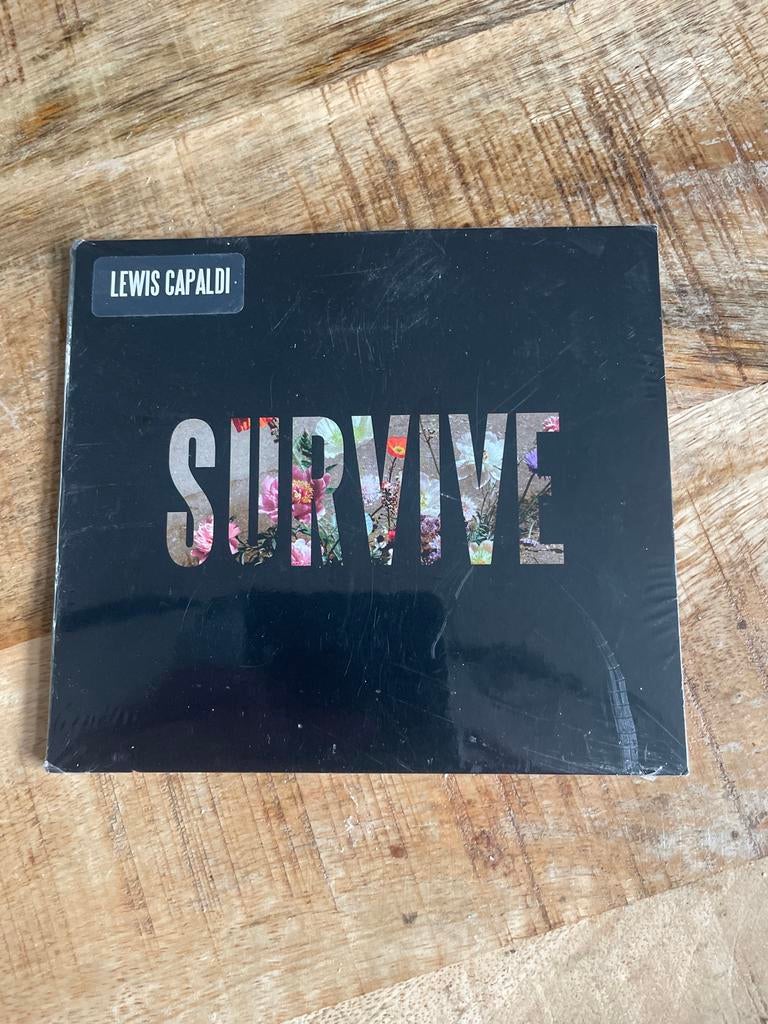 Lewis Capaldi - Survive CD (Nieuw in verpakking), Ophalen of Verzenden, 2020 tot heden, Nieuw in verpakking